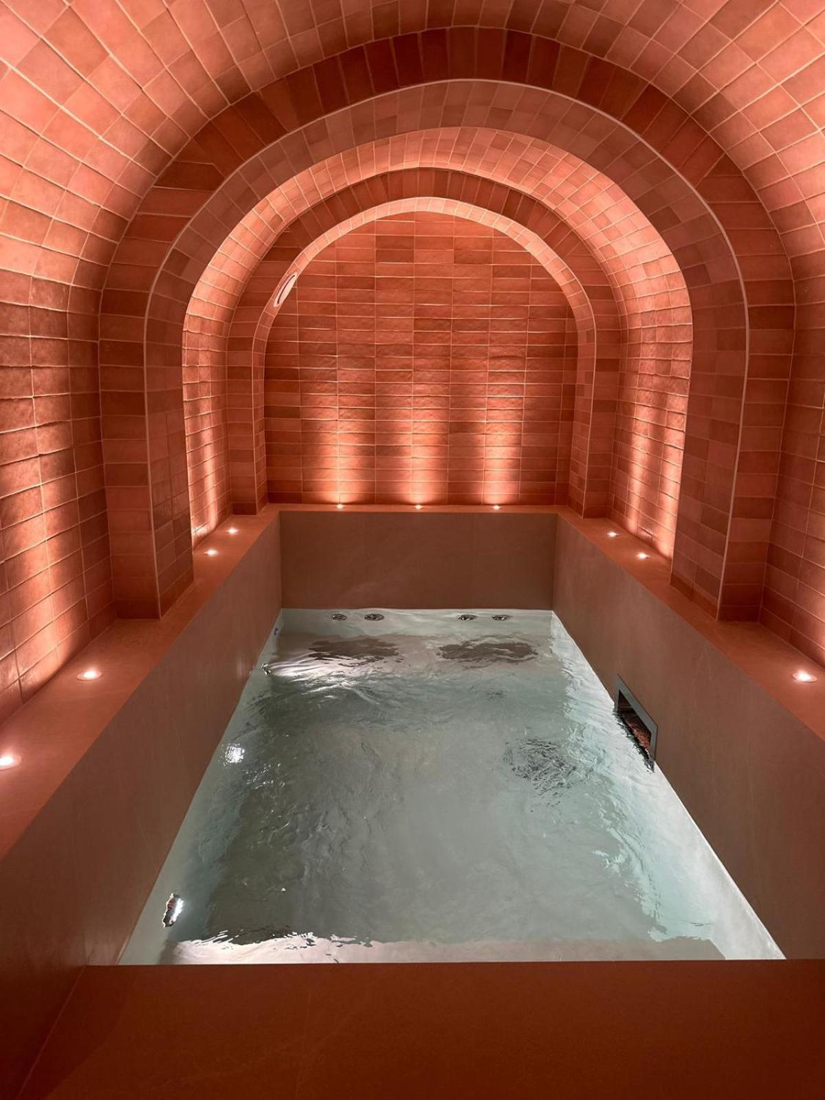 Hotel Ginette A La Folie & Spa 巴黎 外观 照片
